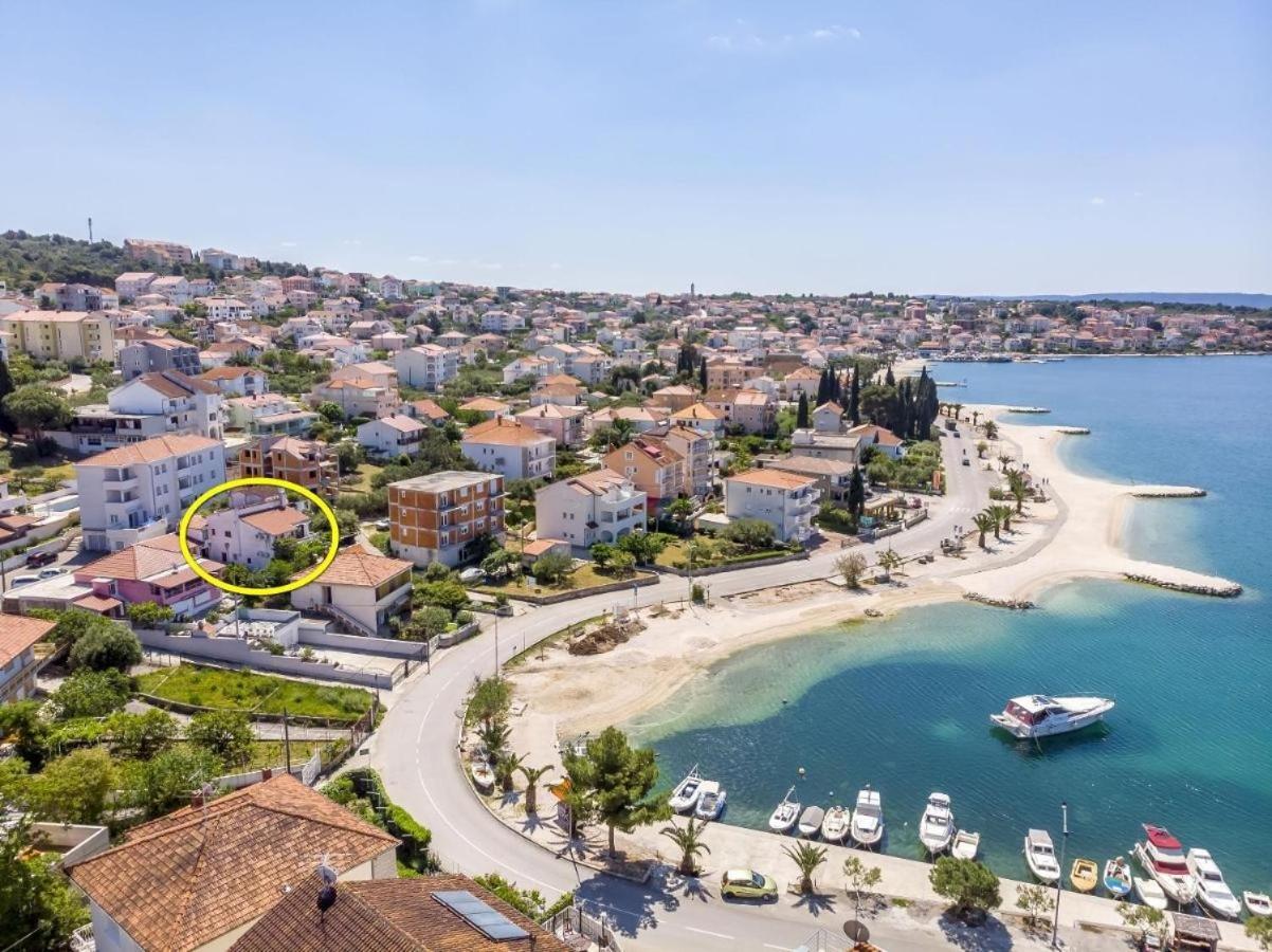 Apartments Doria - 20M From Beach Trogir Kültér fotó