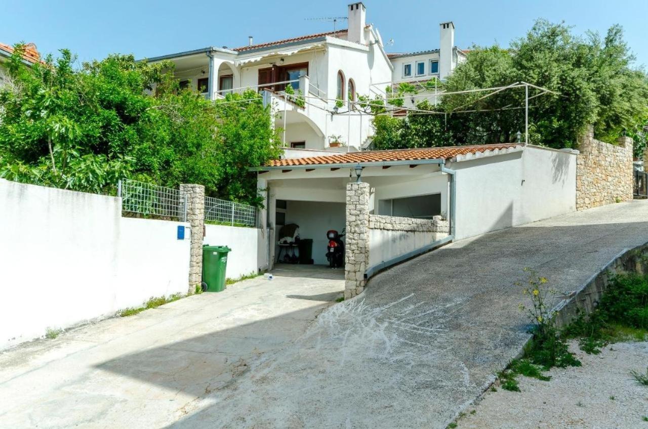 Apartments Doria - 20M From Beach Trogir Kültér fotó