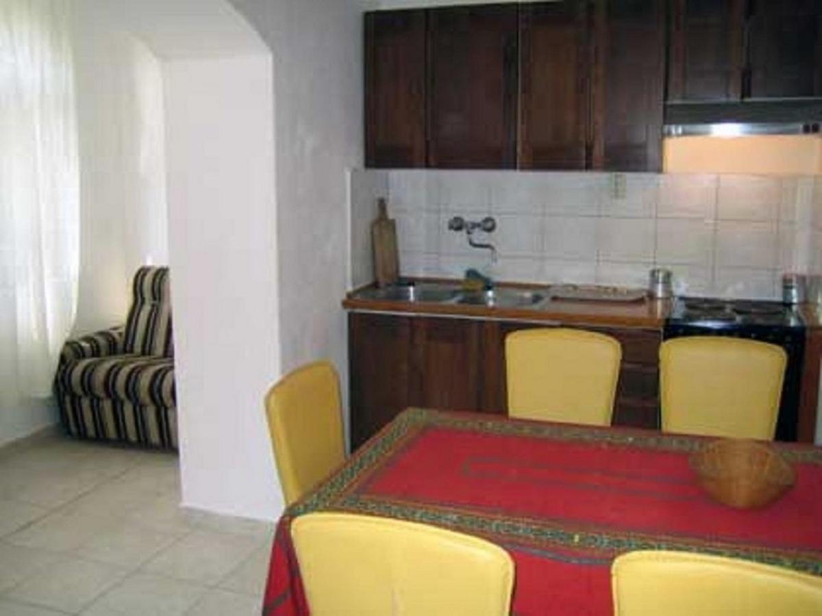 Apartments Doria - 20M From Beach Trogir Kültér fotó