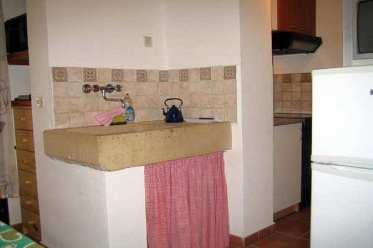 Apartments Doria - 20M From Beach Trogir Kültér fotó